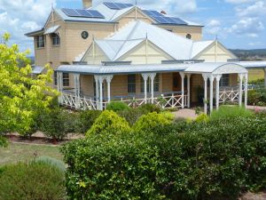 Grovely House Bed and Breakfast - Accommodation Gladstone